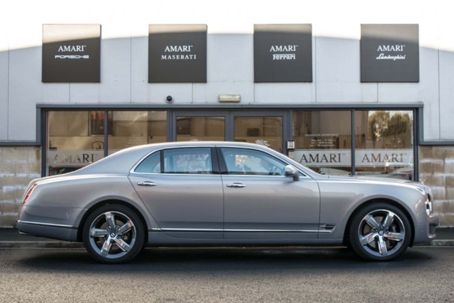 BENTLEY MULSANNE PETROL Saloon 6.8 SPEED 4DR Automatic