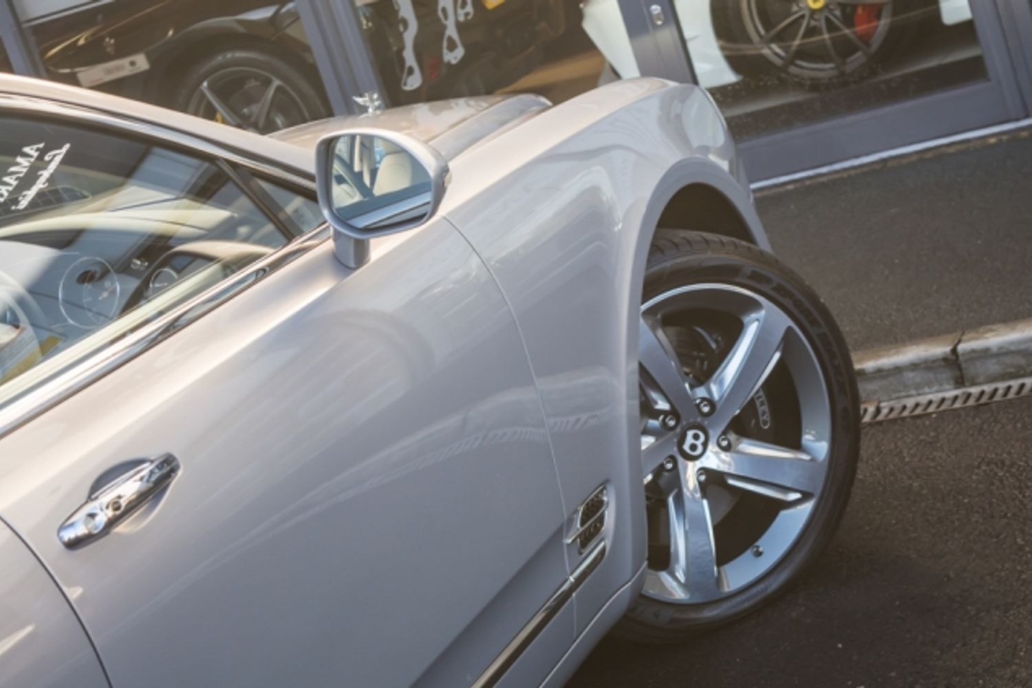 BENTLEY MULSANNE PETROL Saloon 6.8 SPEED 4DR Automatic