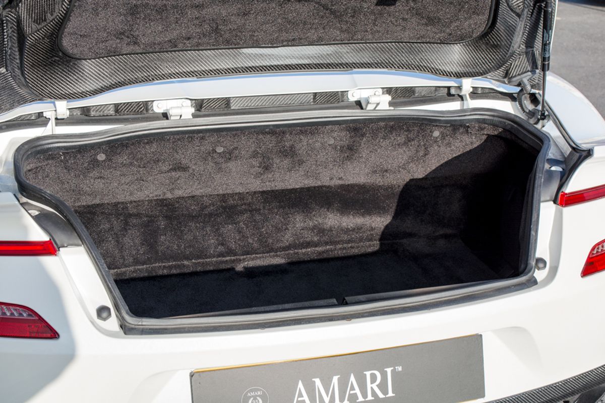 ASTON MARTIN Vanquish Volante Carbon Edition - Touchtronic II
