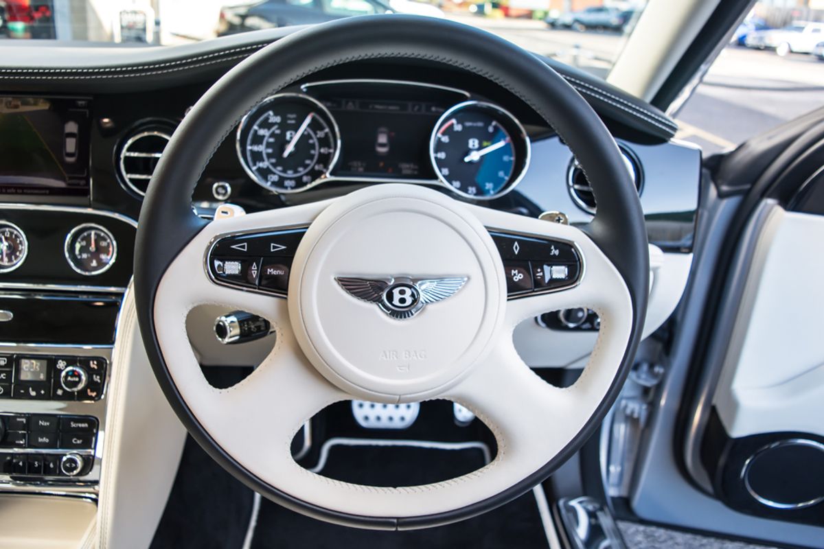 BENTLEY MULSANNE PETROL Saloon 6.8 SPEED 4DR Automatic
