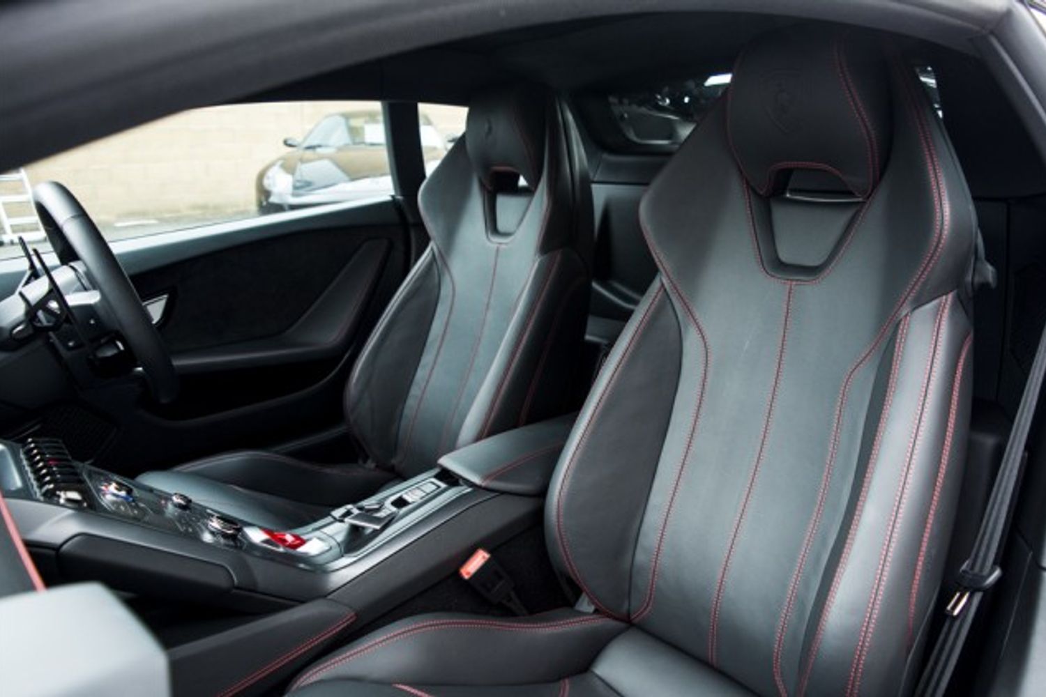 LAMBORGHINI HURACAN PETROL Coupe 5.2 LP 610-4 2DR Semi Automatic