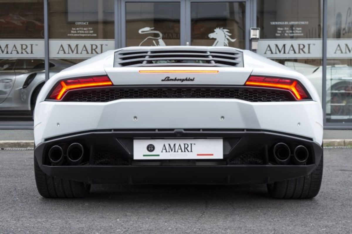 LAMBORGHINI HURACAN PETROL Coupe 5.2 LP 610-4 2DR Semi Automatic
