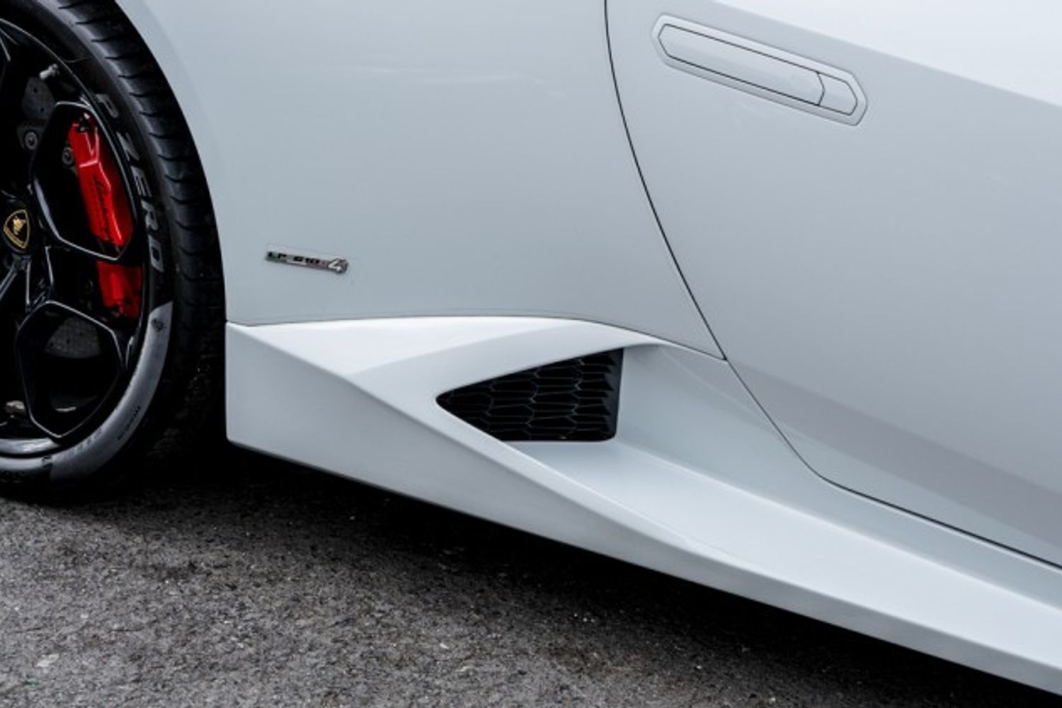 LAMBORGHINI HURACAN PETROL Coupe 5.2 LP 610-4 2DR Semi Automatic