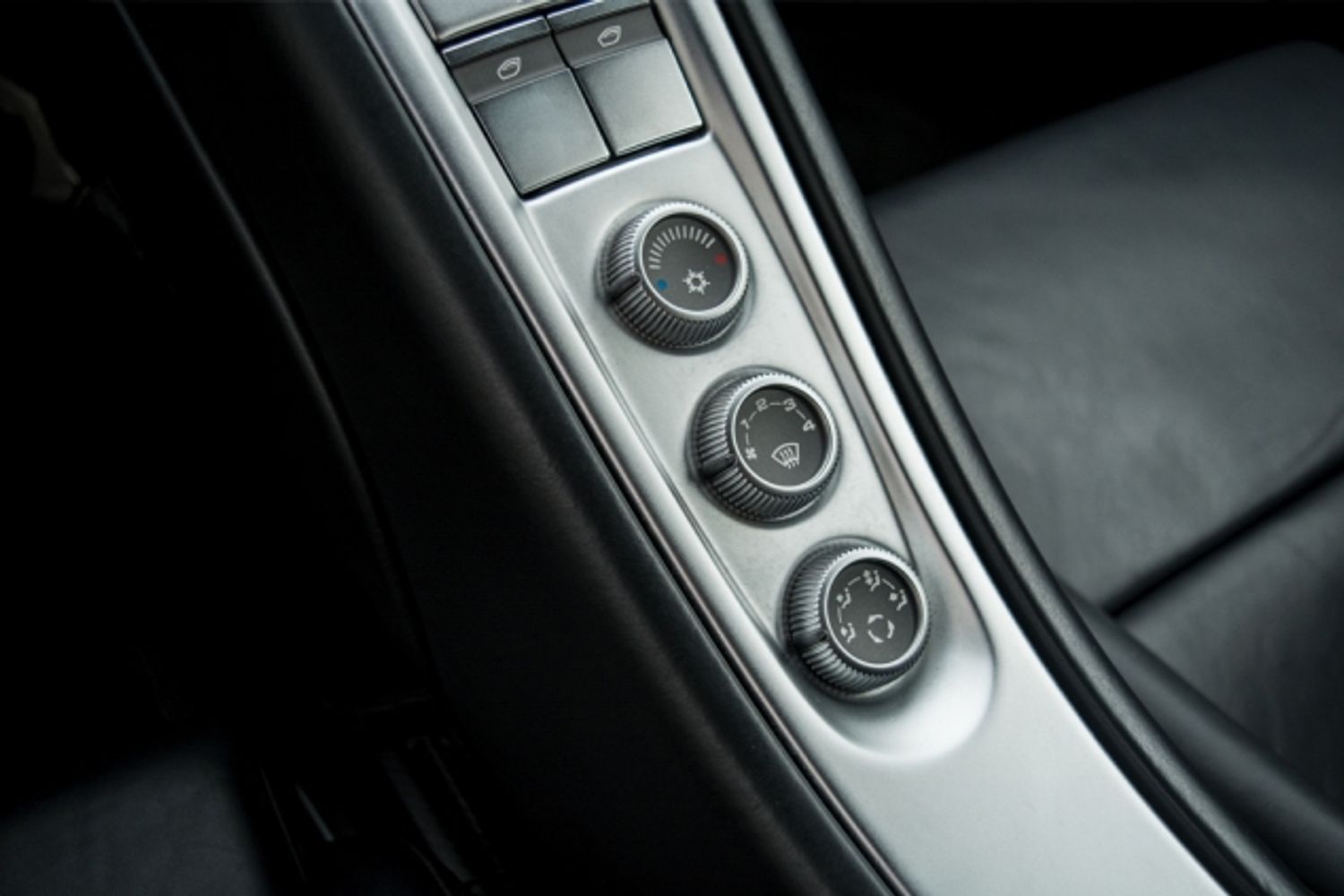 PORSCHE CARRERA GT 5.7 2DR Manual