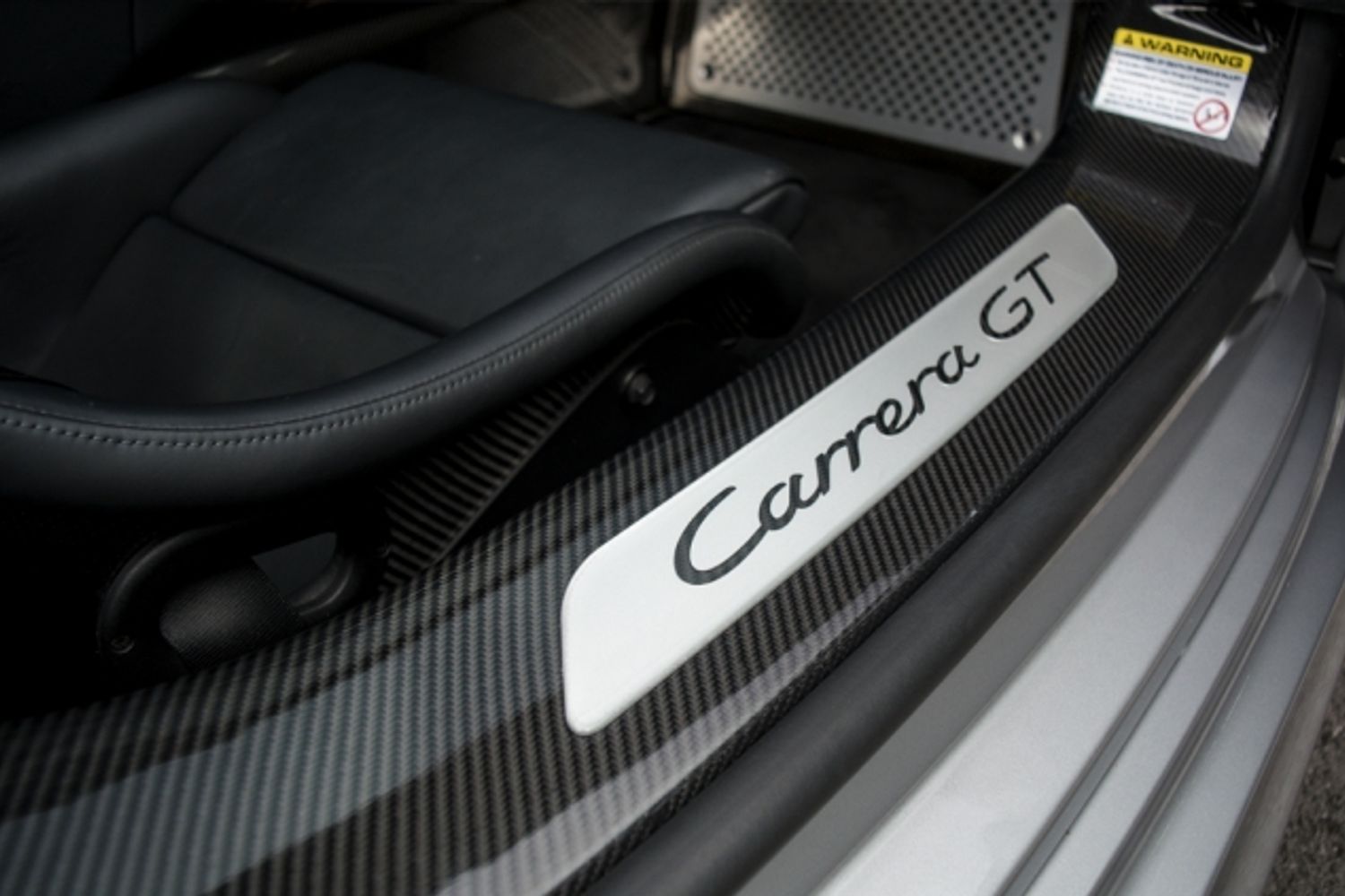 PORSCHE CARRERA GT 5.7 2DR Manual