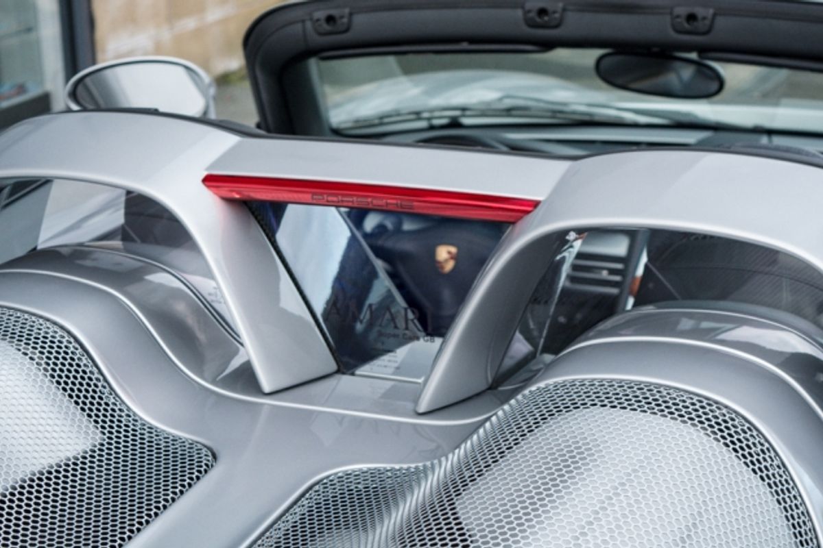 PORSCHE CARRERA GT 5.7 2DR Manual