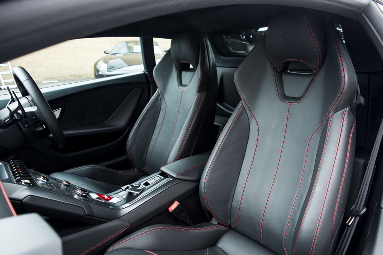 LAMBORGHINI HURACAN PETROL Coupe 5.2 LP 610-4 2DR Semi Automatic