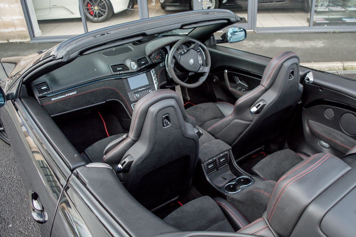 MASERATI GRANTURISMO Convertible 4.7 GRANCABRIO MC 2DR Automatic