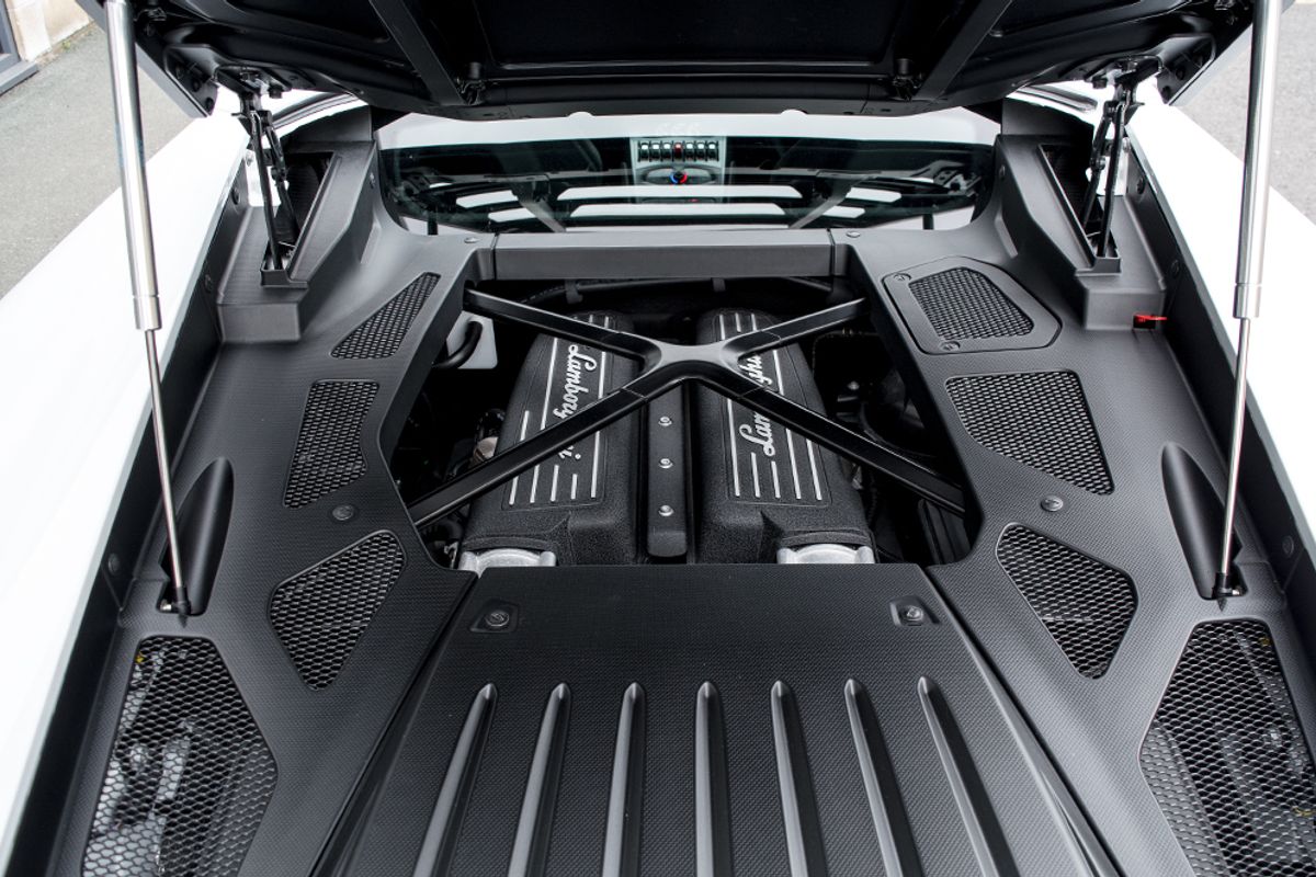 LAMBORGHINI HURACAN PETROL Coupe 5.2 LP 610-4 2DR Semi Automatic
