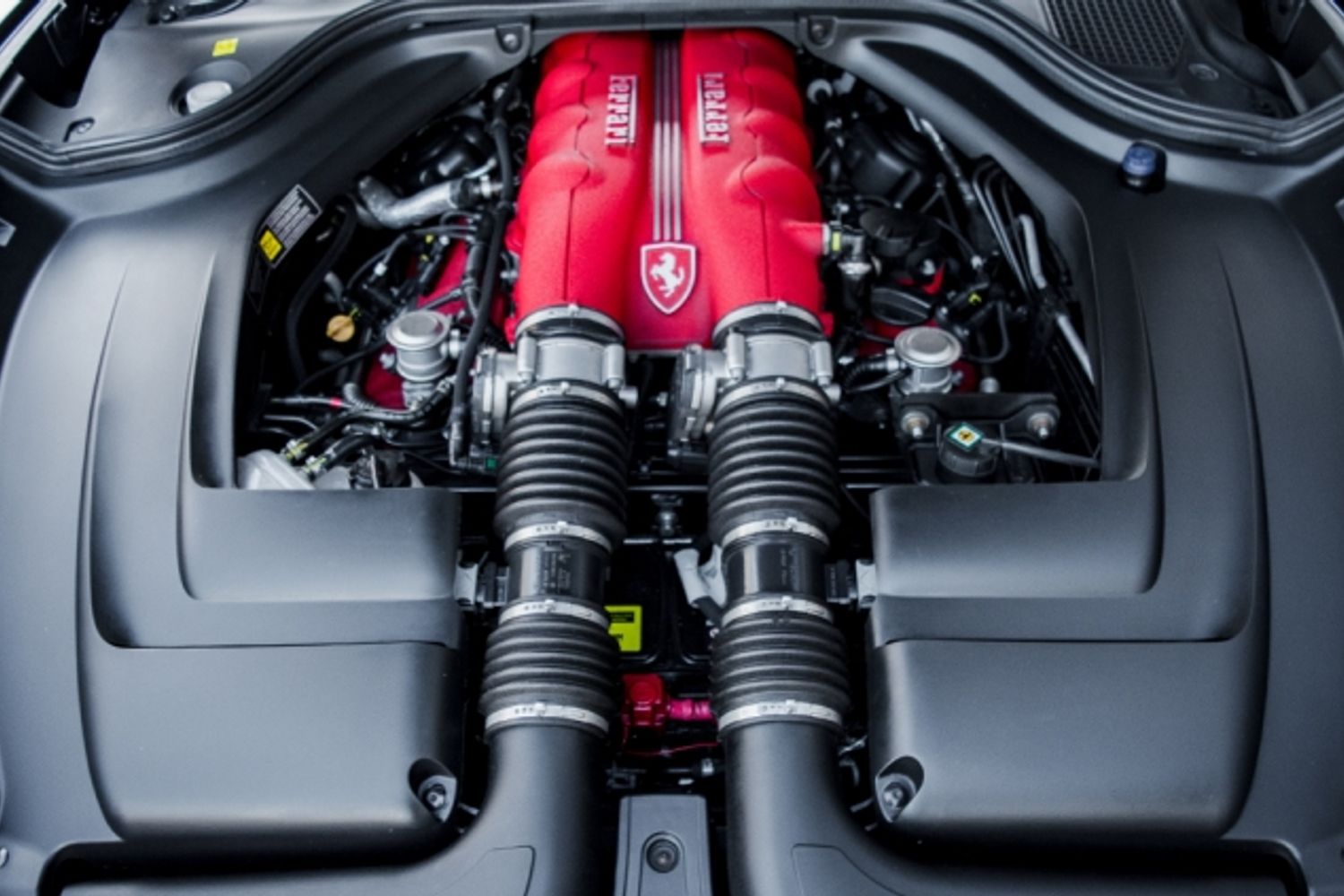 FERRARI CALIFORNIA 30 Convertible 4.3 2 PLUS 2 2DR Semi Automatic