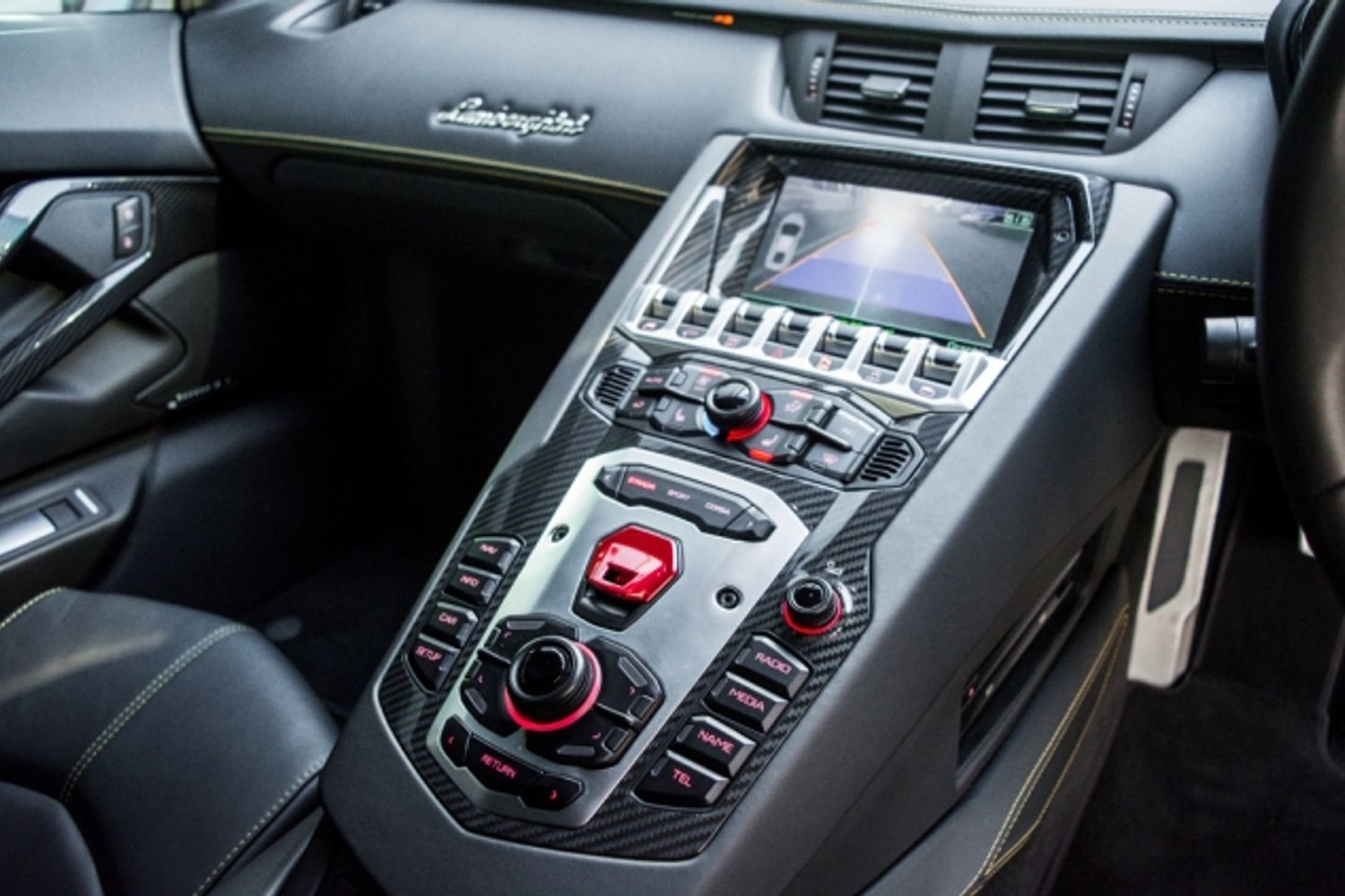 LAMBORGHINI AVENTADOR COUPE 6.5 LP 700-4 2DR Semi Automatic