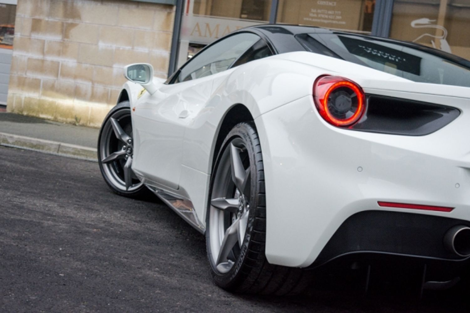 FERRARI 488 PETROL Coupe 3.9 GTB 2DR Semi Automatic