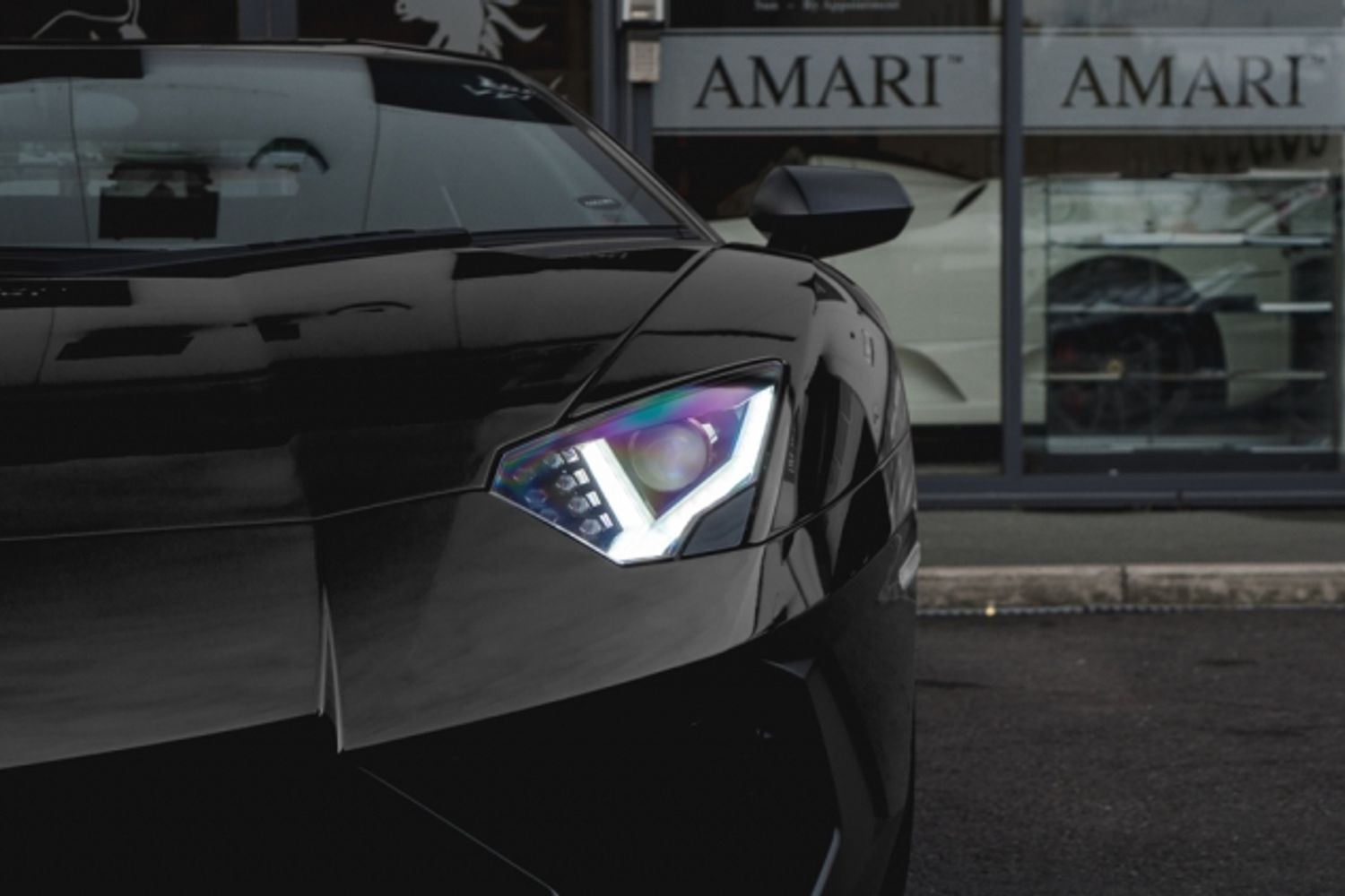 LAMBORGHINI AVENTADOR SV