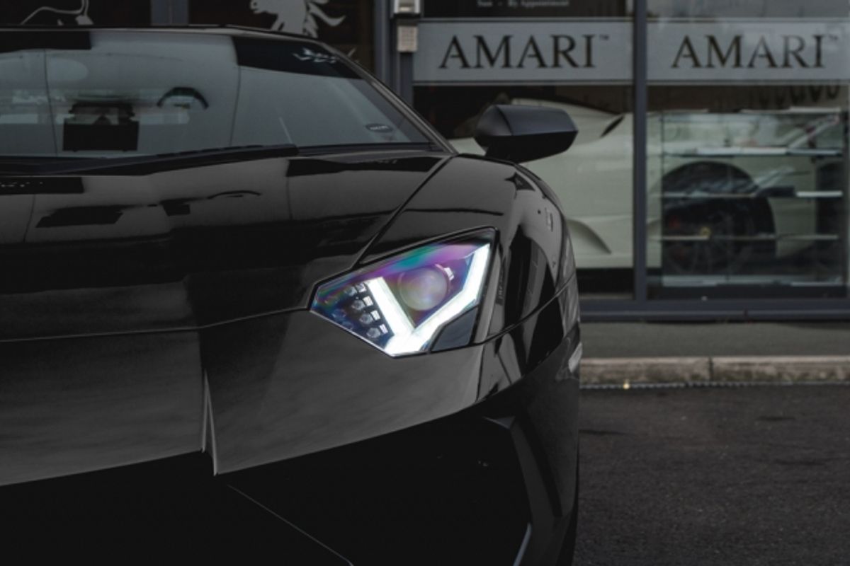 LAMBORGHINI AVENTADOR SV