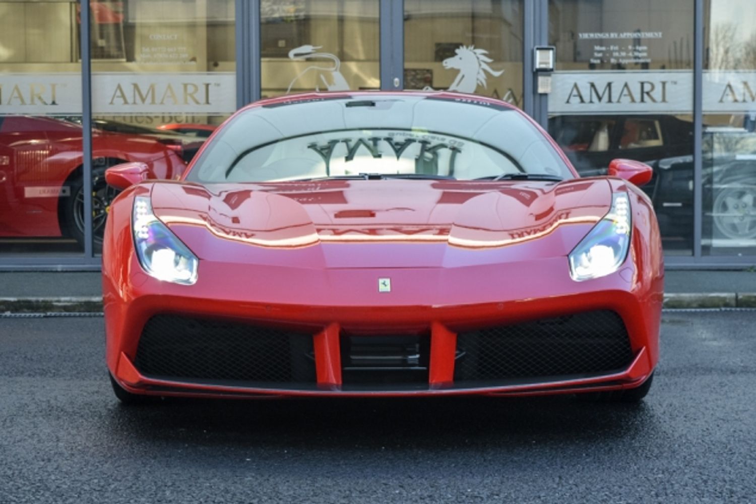 FERRARI 488 PETROL Coupe 3.9 GTB 2DR Semi Automatic