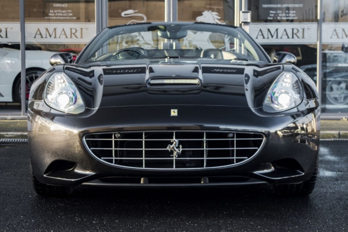 FERRARI CALIFORNIA 30 Convertible 4.3 2 PLUS 2 2DR Semi Automatic