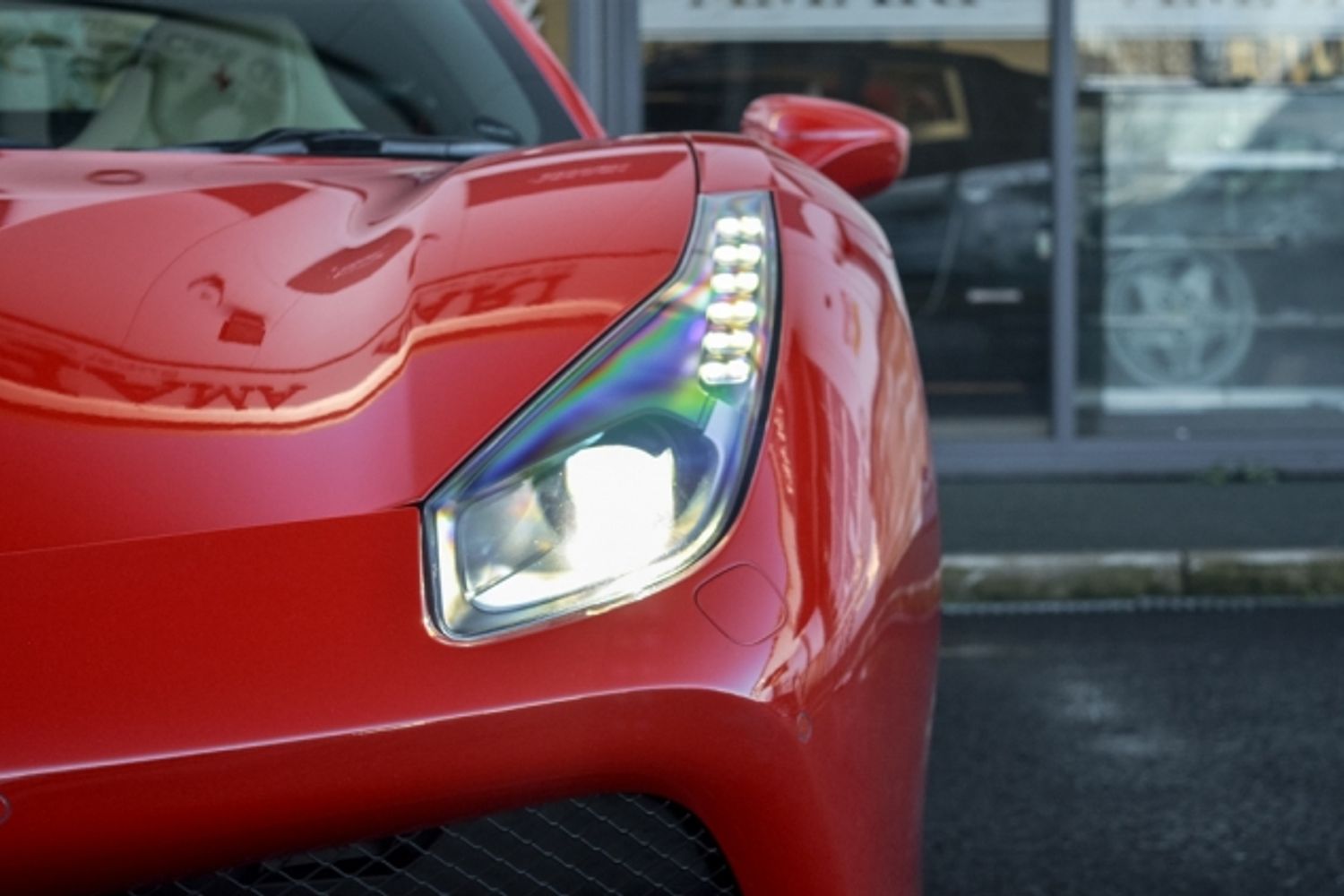 FERRARI 488 PETROL Coupe 3.9 GTB 2DR Semi Automatic