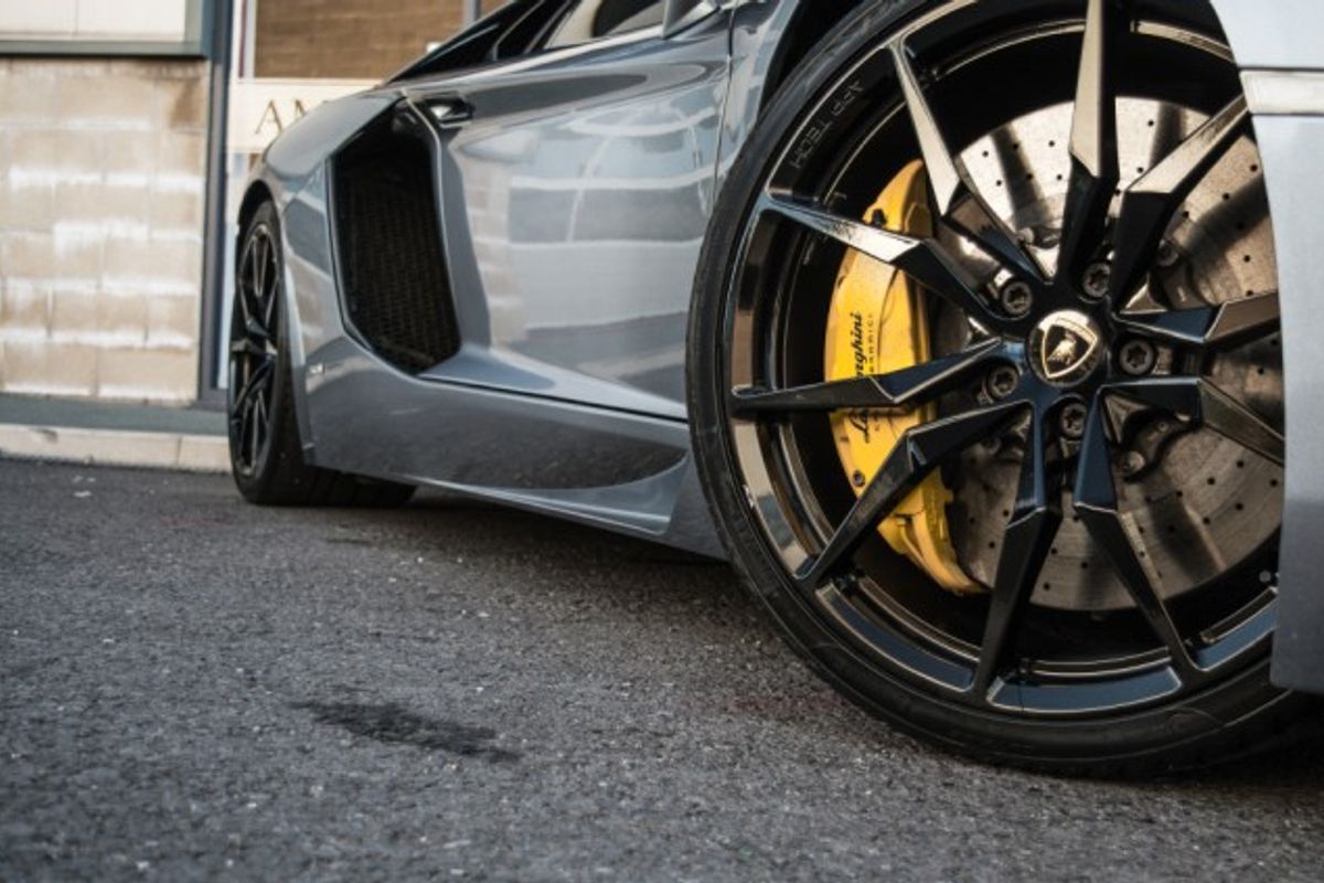 LAMBORGHINI AVENTADOR COUPE 6.5 LP 700-4 2DR Semi Automatic