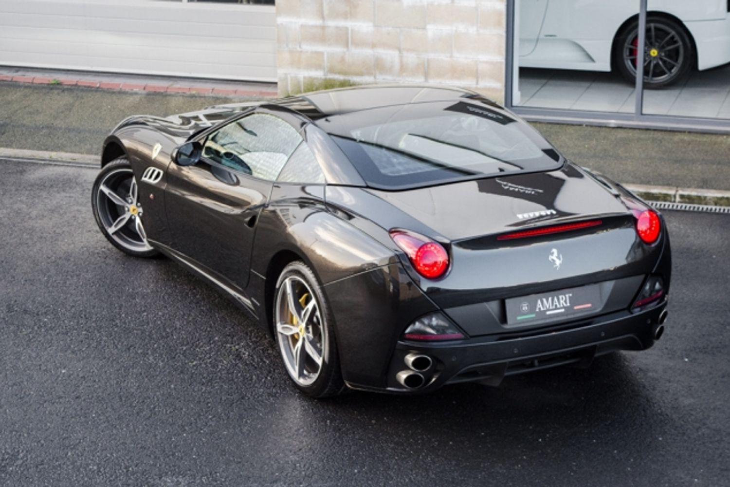 FERRARI CALIFORNIA 30 Convertible 4.3 2 PLUS 2 2DR Semi Automatic