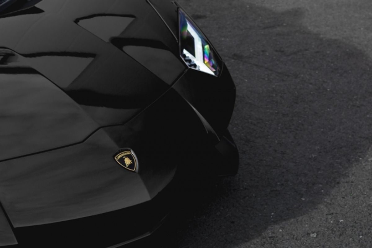 LAMBORGHINI AVENTADOR SV