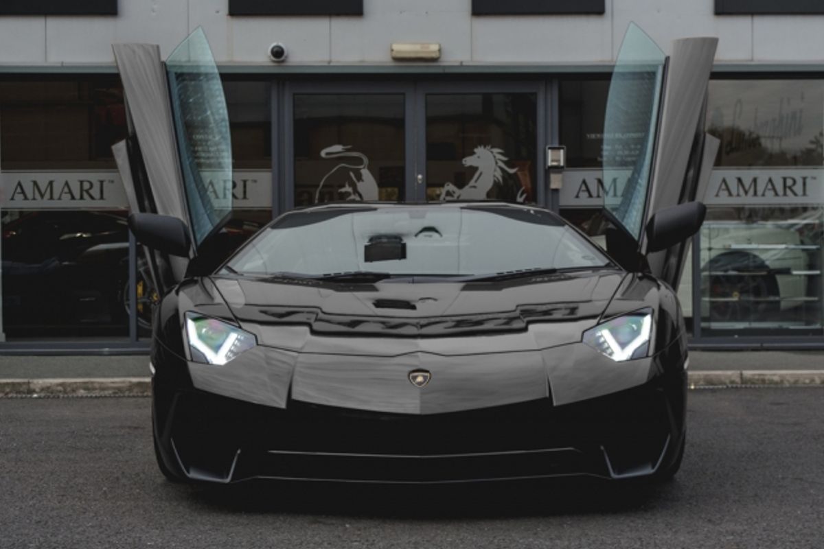 LAMBORGHINI AVENTADOR SV