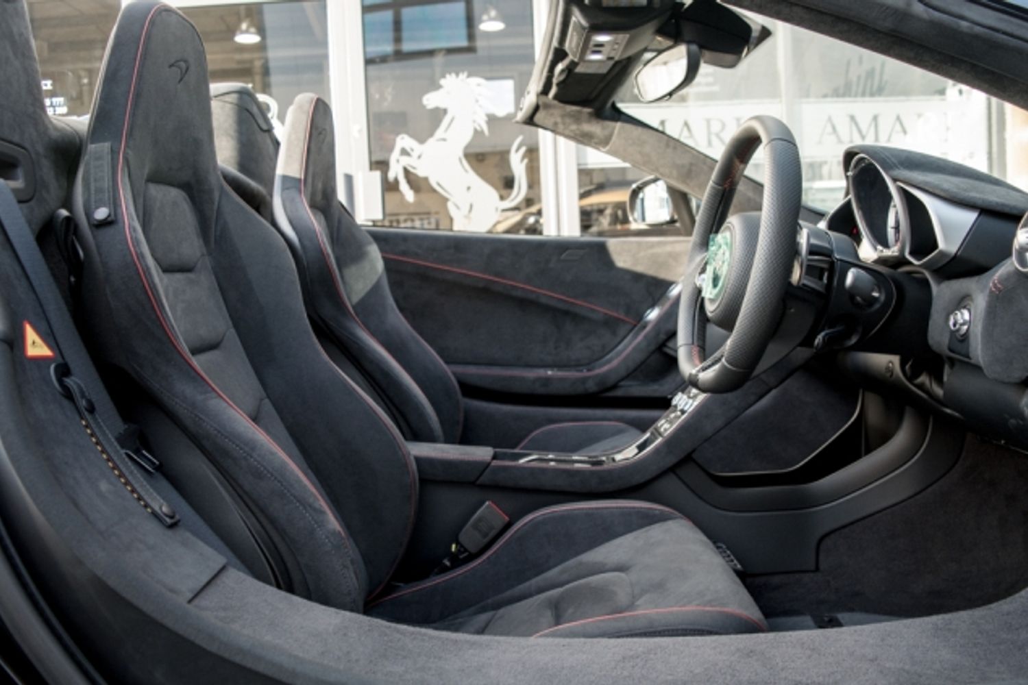 MCLAREN 650S CONVERTIBLE 3.8 V8 SPIDER 2DR