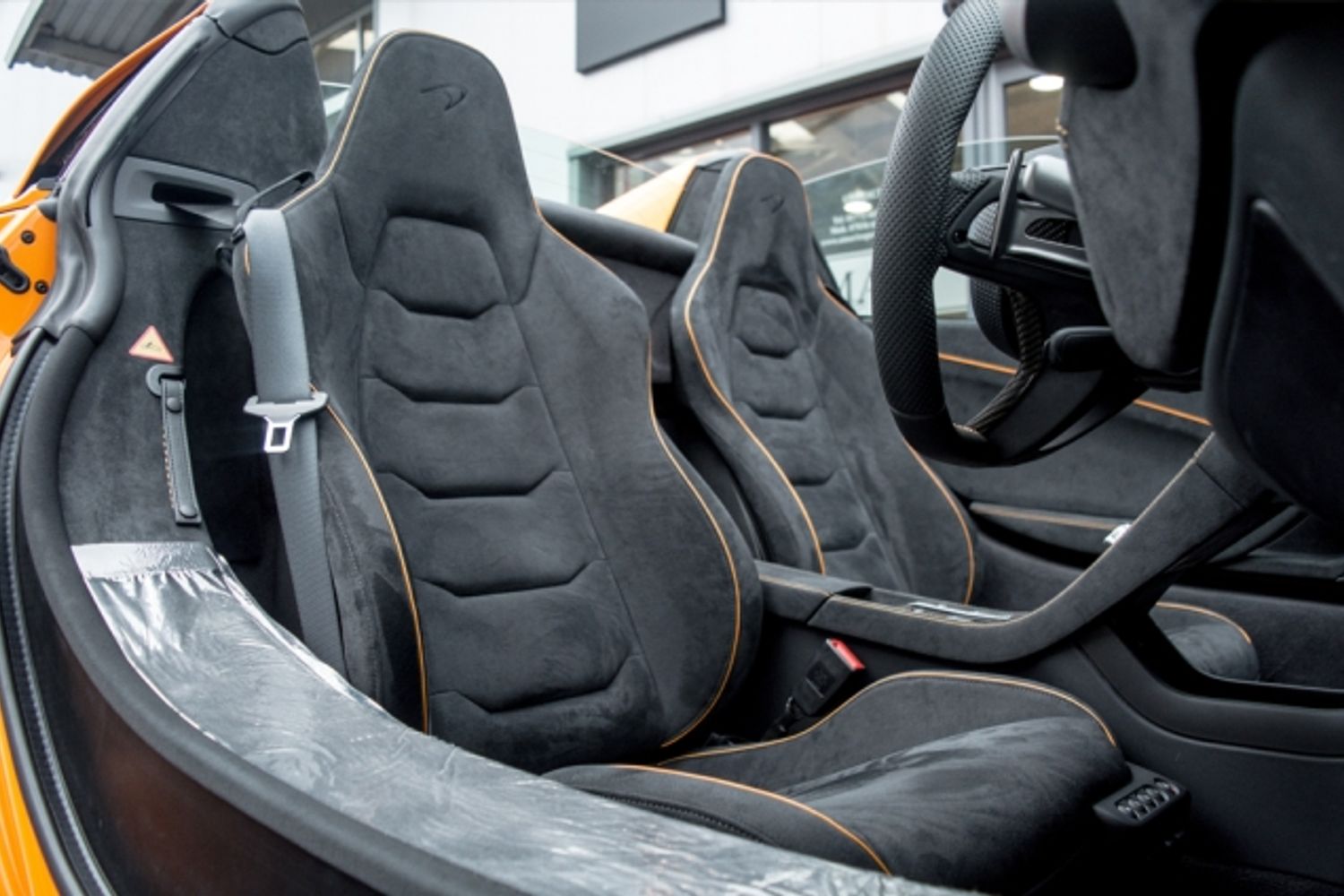 MCLAREN 650S CONVERTIBLE 3.8 V8 SPIDER 2DR