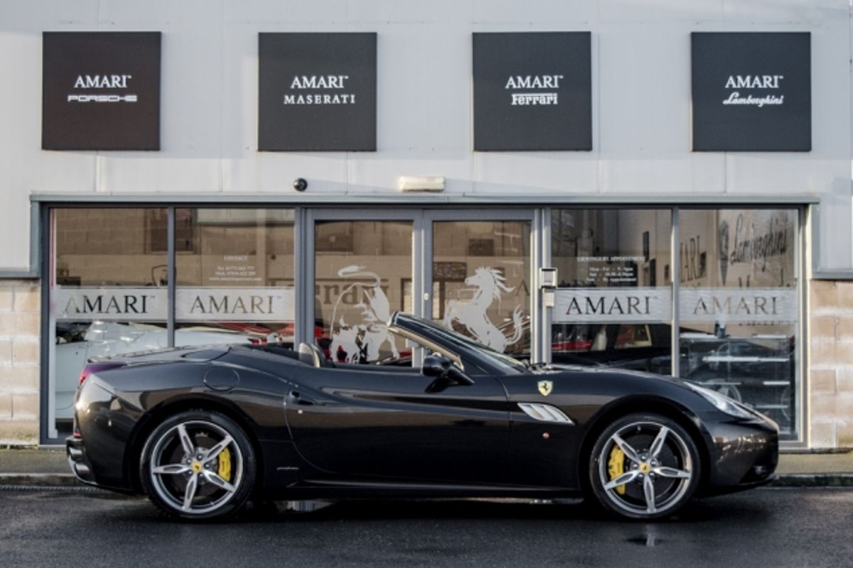 FERRARI CALIFORNIA 30 Convertible 4.3 2 PLUS 2 2DR Semi Automatic