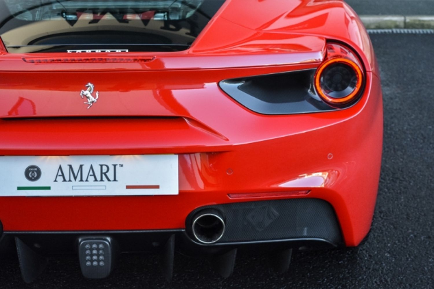 FERRARI 488 PETROL Coupe 3.9 GTB 2DR Semi Automatic