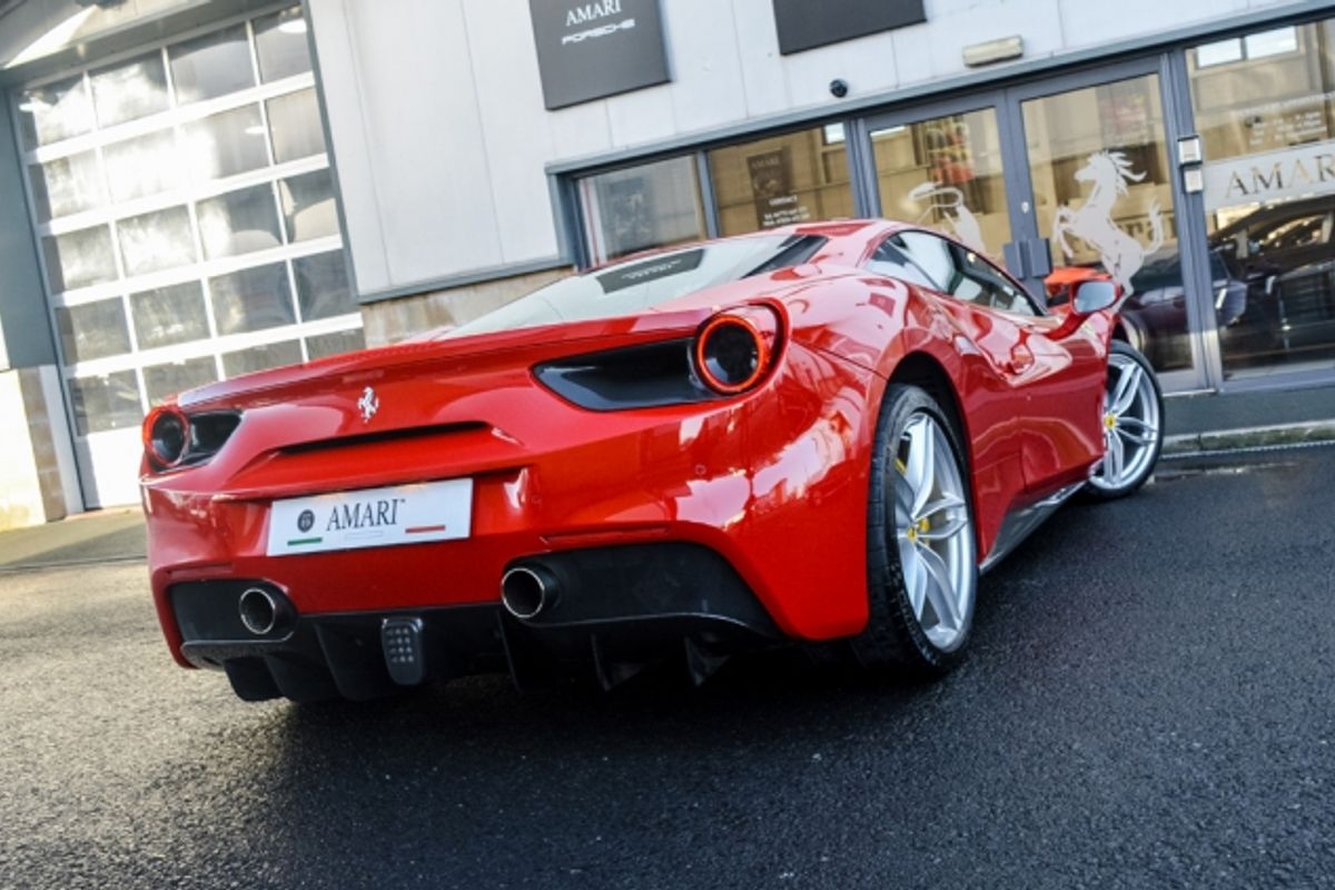 FERRARI 488 PETROL Coupe 3.9 GTB 2DR Semi Automatic