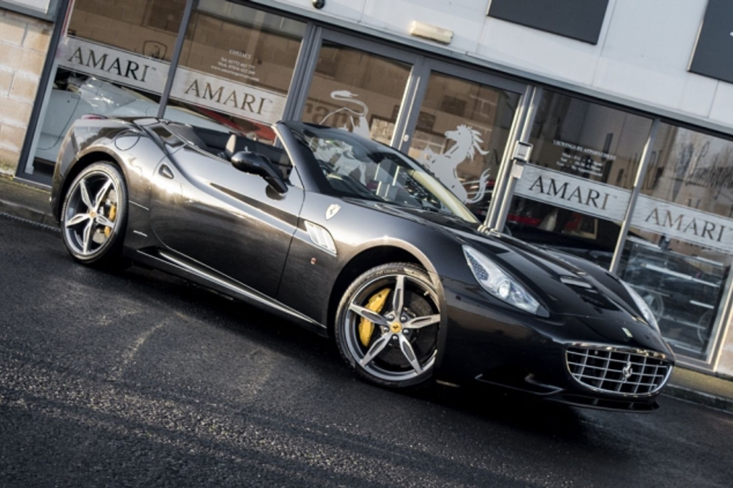 FERRARI CALIFORNIA 30 Convertible 4.3 2 PLUS 2 2DR Semi Automatic
