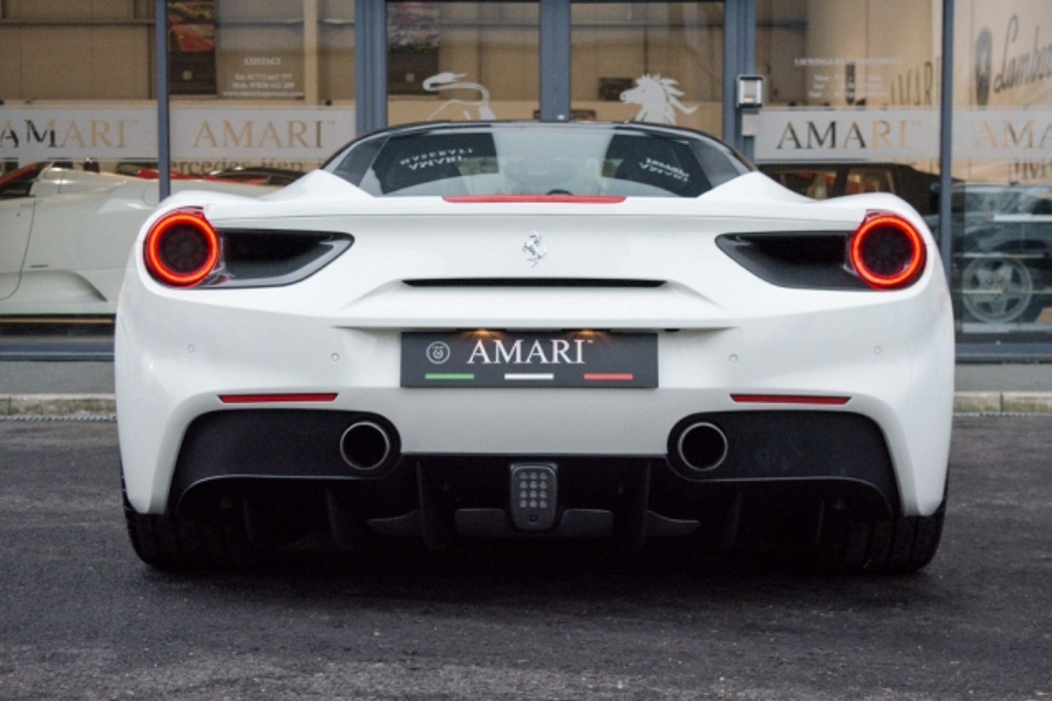 FERRARI 488 PETROL Coupe 3.9 GTB 2DR Semi Automatic