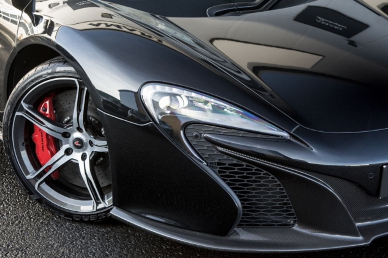 MCLAREN 650S CONVERTIBLE 3.8 V8 SPIDER 2DR