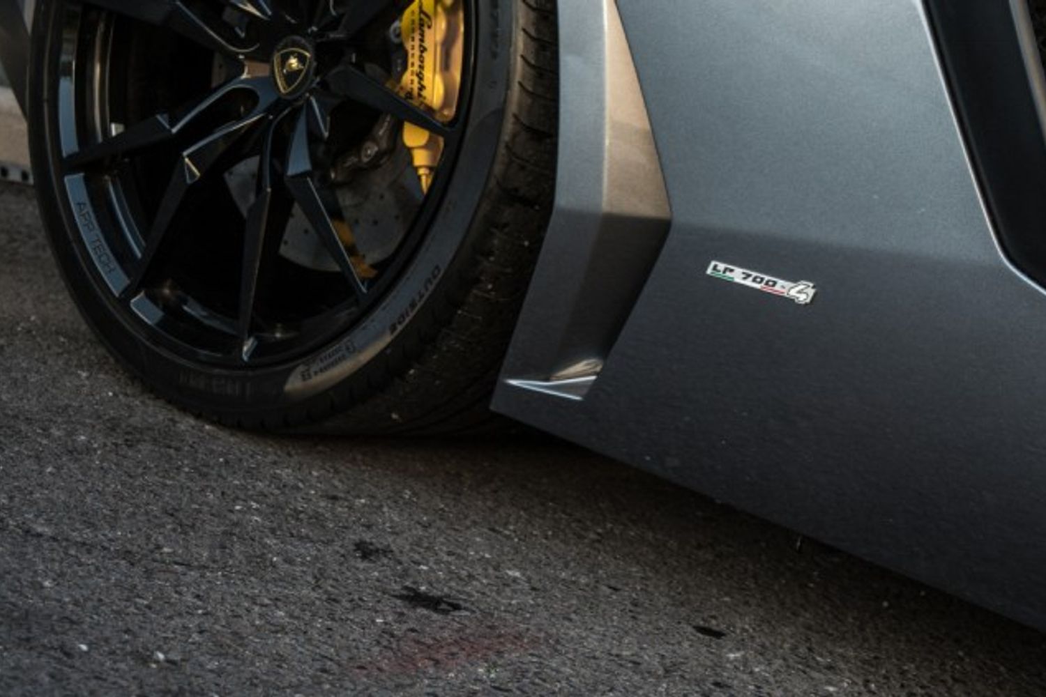LAMBORGHINI AVENTADOR COUPE 6.5 LP 700-4 2DR Semi Automatic