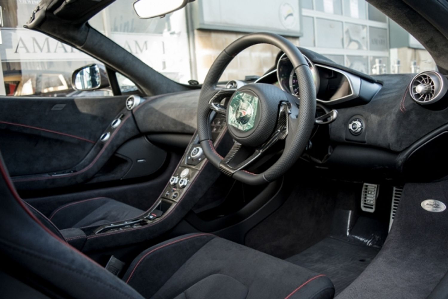MCLAREN 650S CONVERTIBLE 3.8 V8 SPIDER 2DR