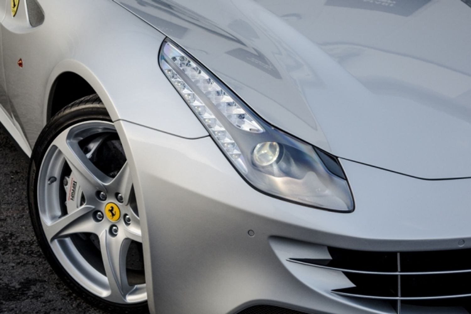 FERRARI FF PETROL Hatchback 6.3 V12 3DR
