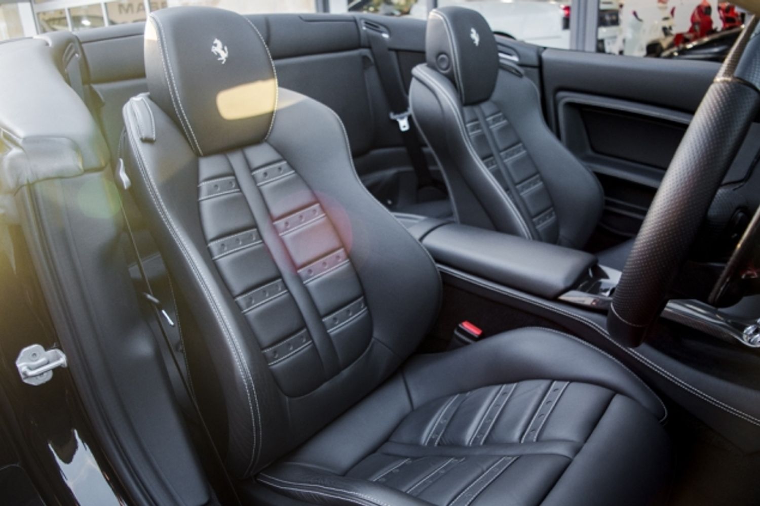 FERRARI CALIFORNIA 30 Convertible 4.3 2 PLUS 2 2DR Semi Automatic