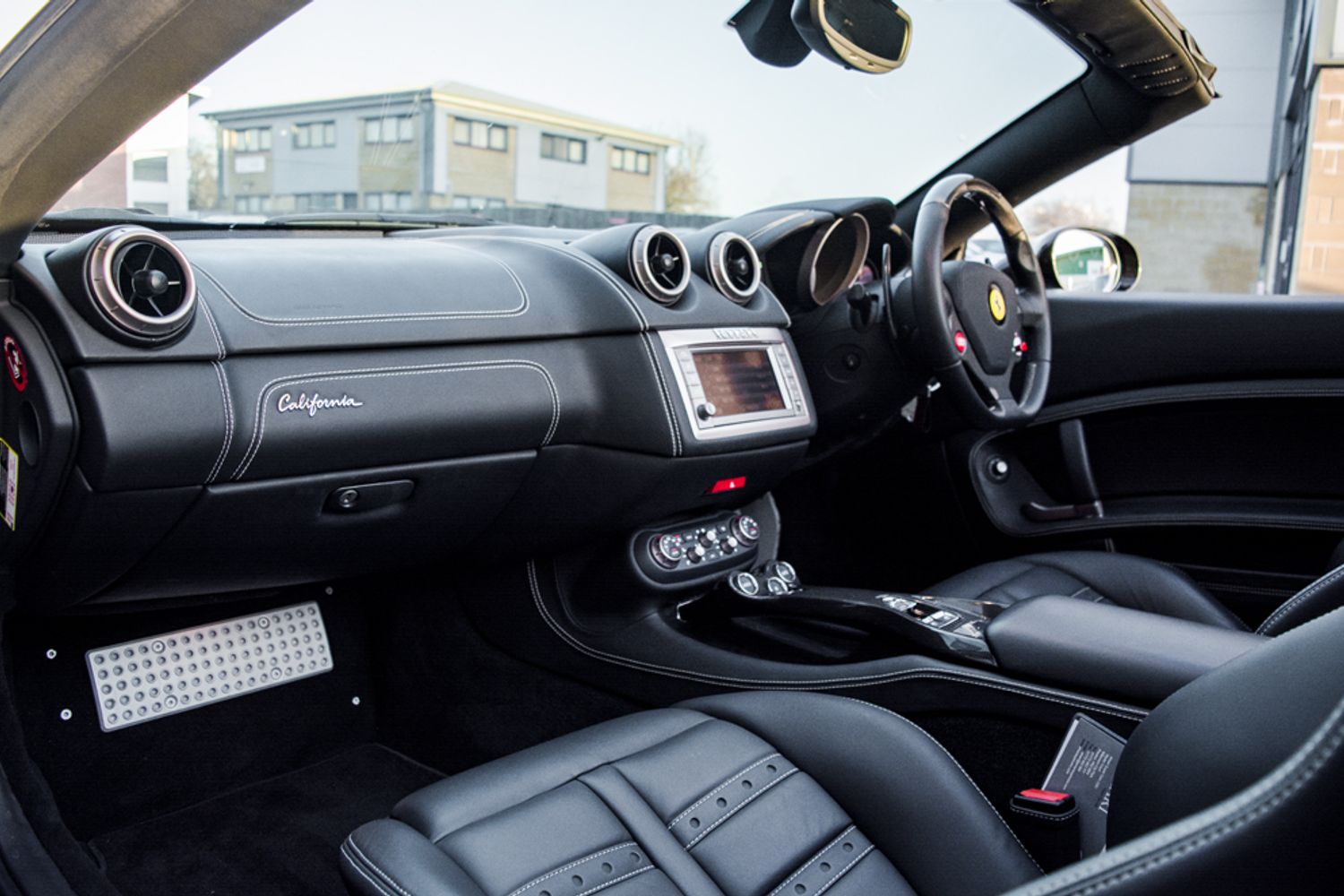 FERRARI CALIFORNIA 30 Convertible 4.3 2 PLUS 2 2DR Semi Automatic