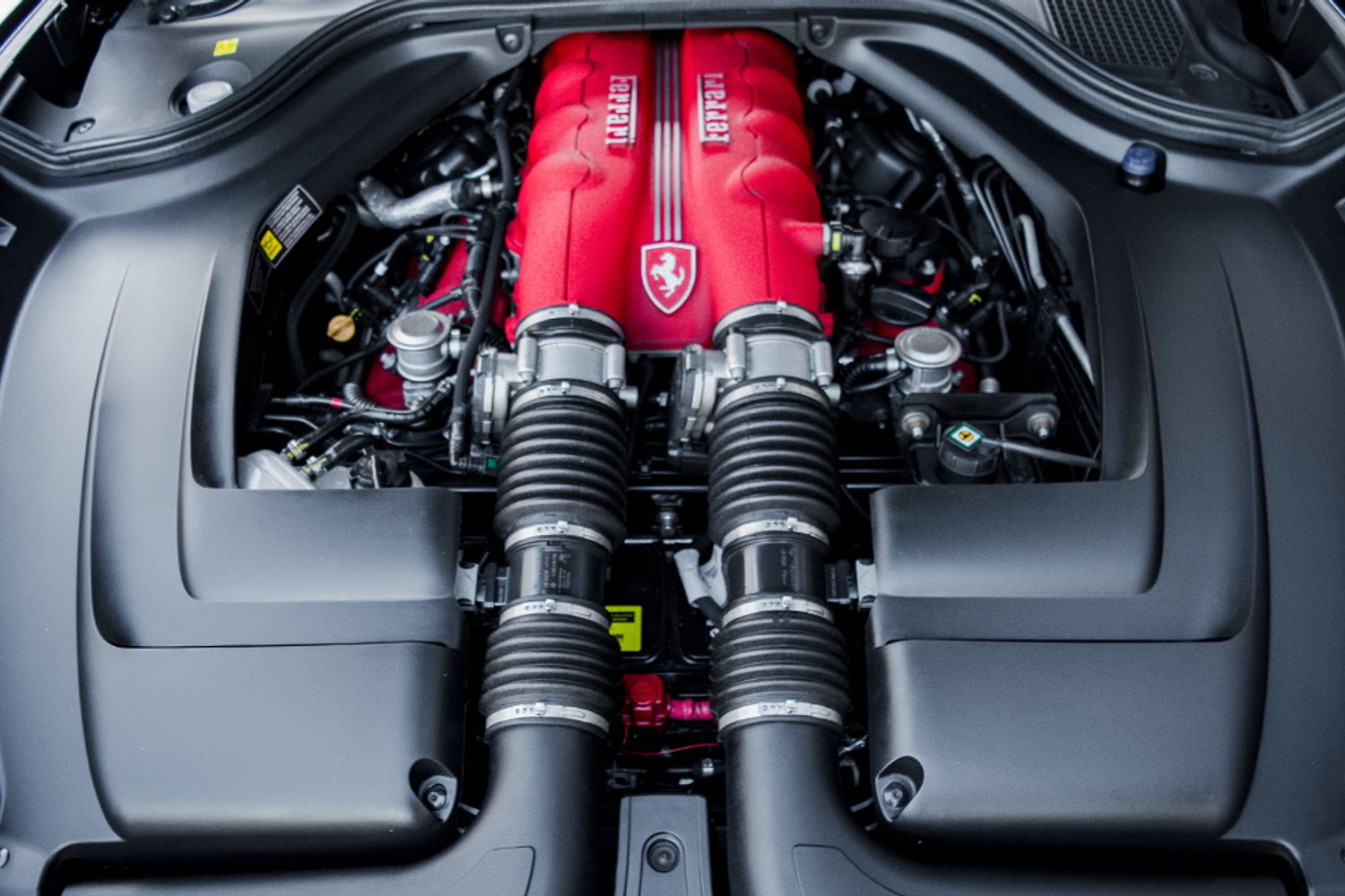 FERRARI CALIFORNIA 30 Convertible 4.3 2 PLUS 2 2DR Semi Automatic
