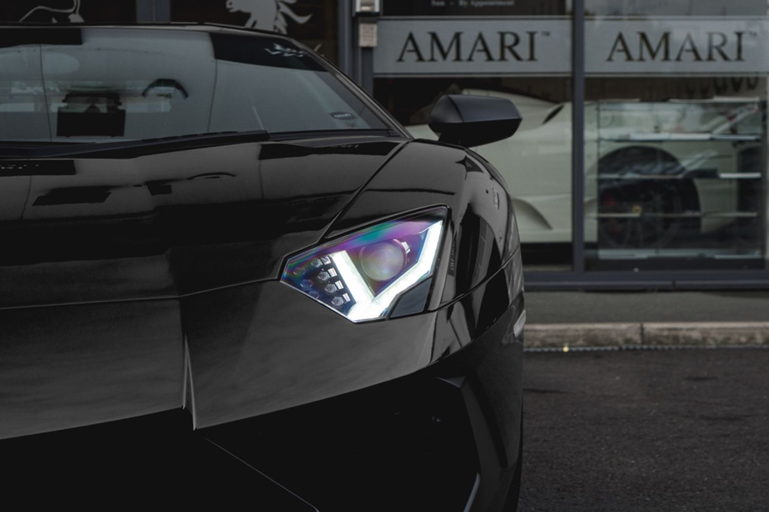 LAMBORGHINI AVENTADOR SV