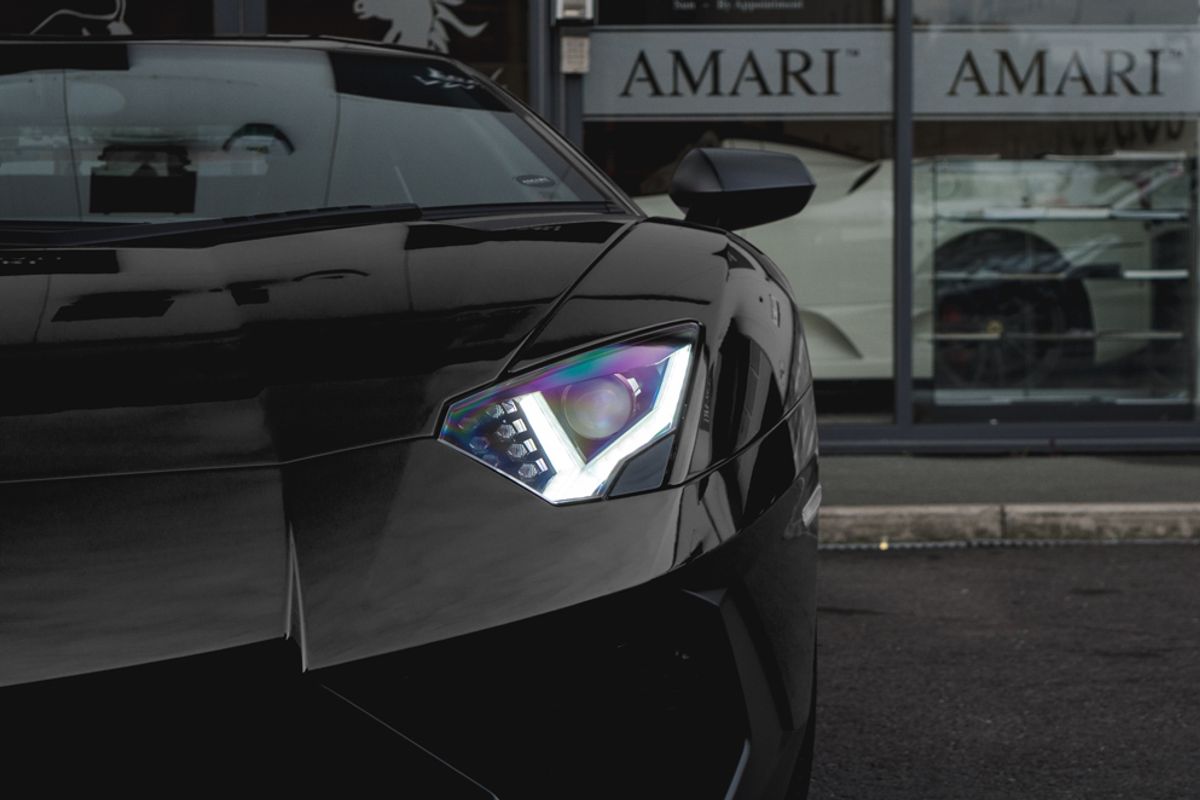 LAMBORGHINI AVENTADOR SV