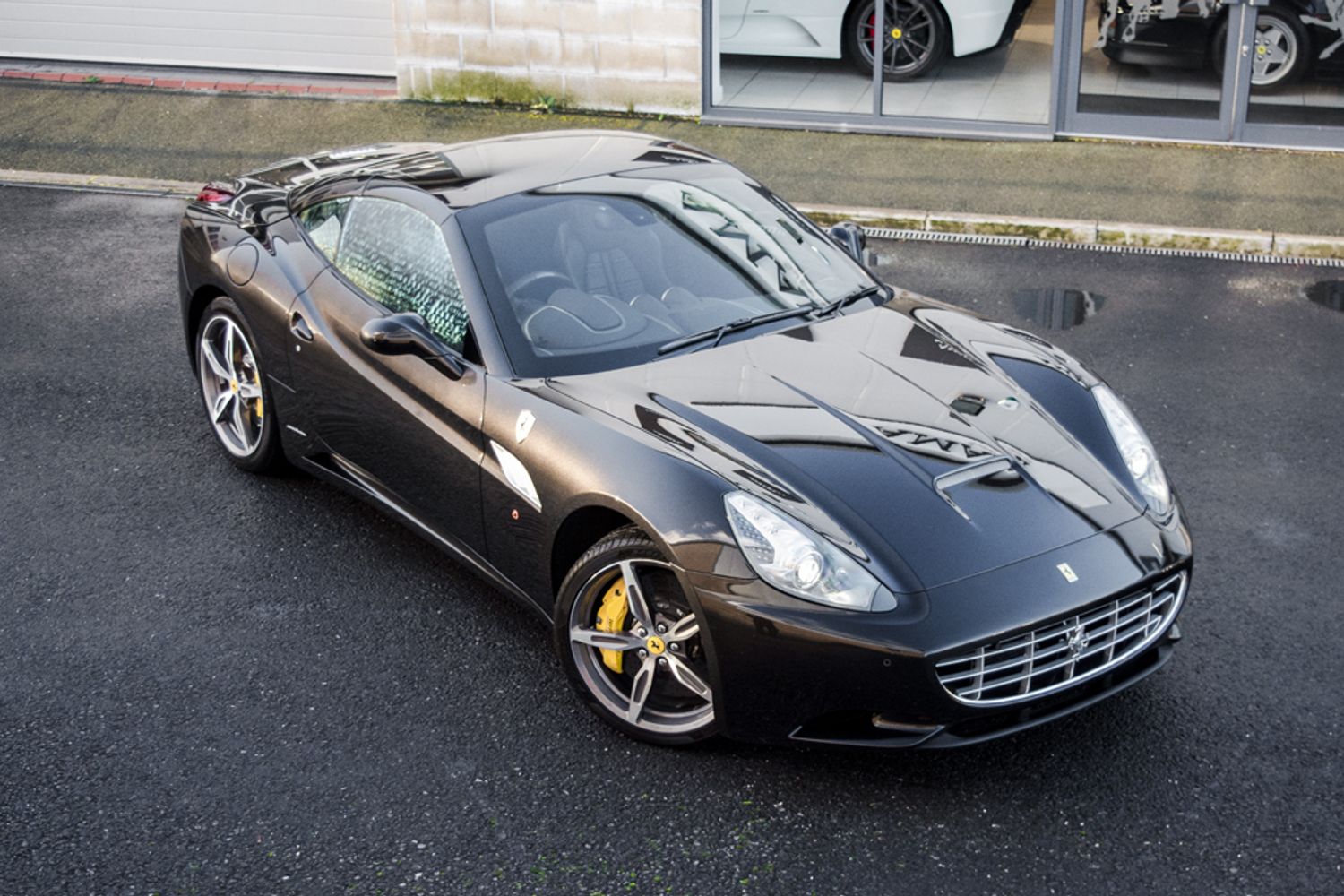 FERRARI CALIFORNIA 30 Convertible 4.3 2 PLUS 2 2DR Semi Automatic