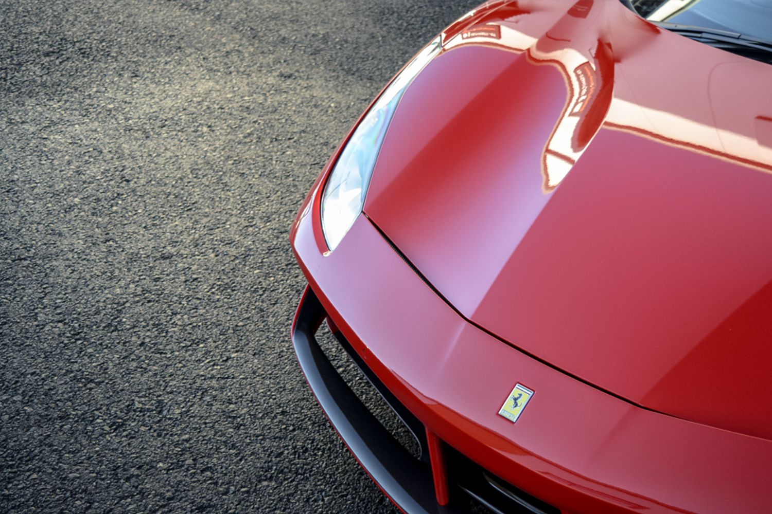 FERRARI 488 PETROL Coupe 3.9 GTB 2DR Semi Automatic