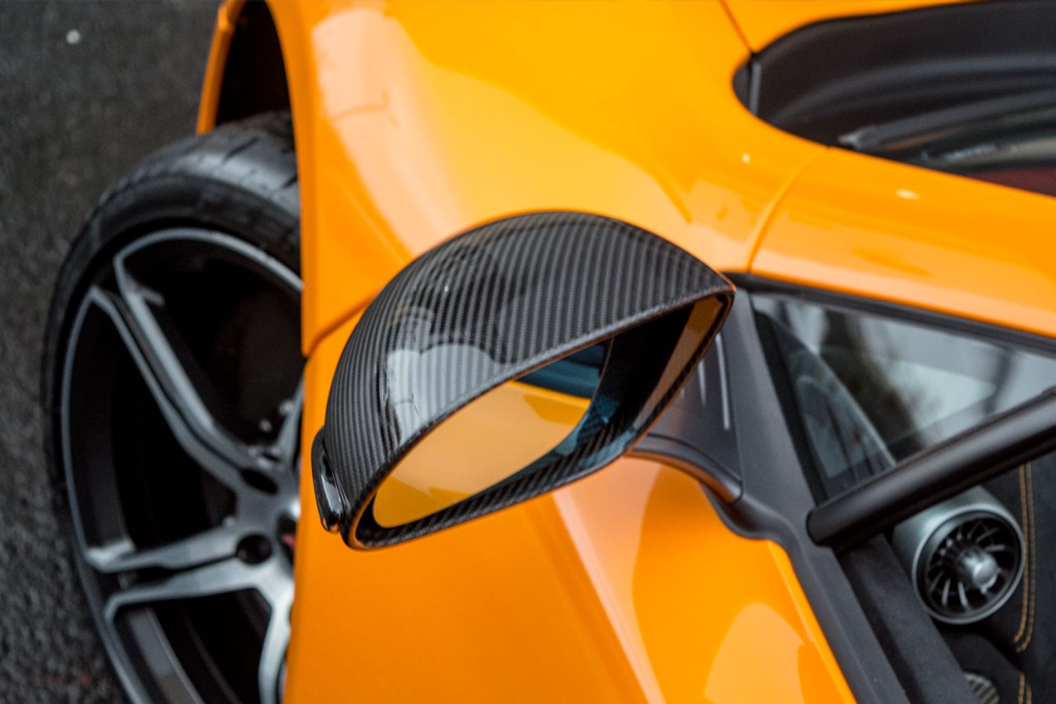 MCLAREN 650S CONVERTIBLE 3.8 V8 SPIDER 2DR