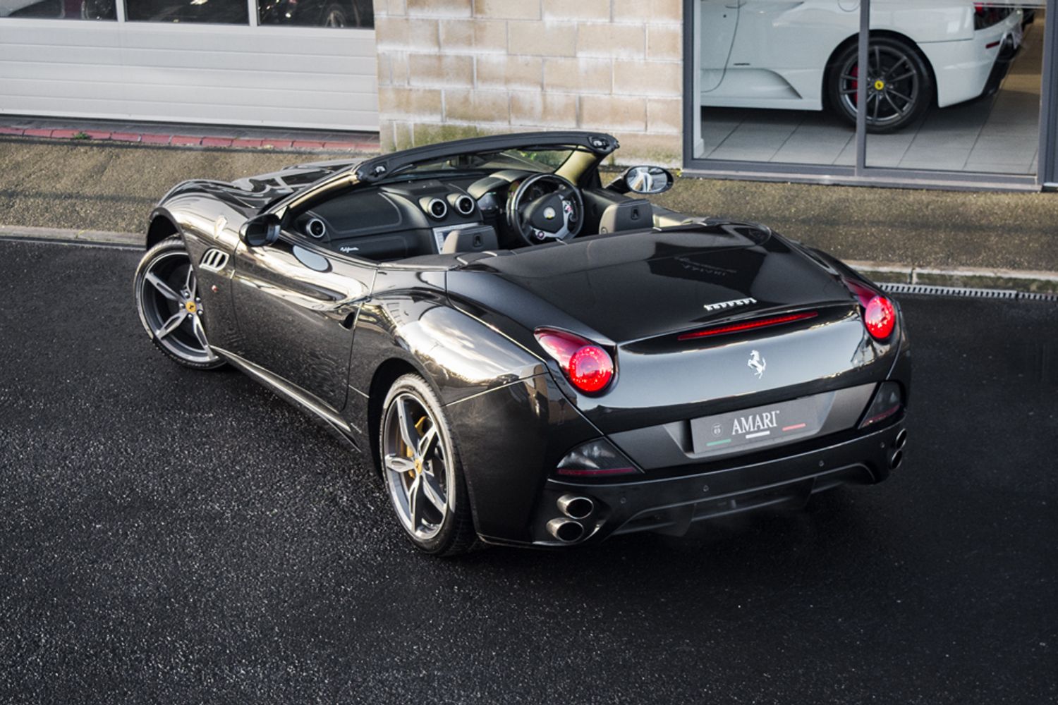 FERRARI CALIFORNIA 30 Convertible 4.3 2 PLUS 2 2DR Semi Automatic