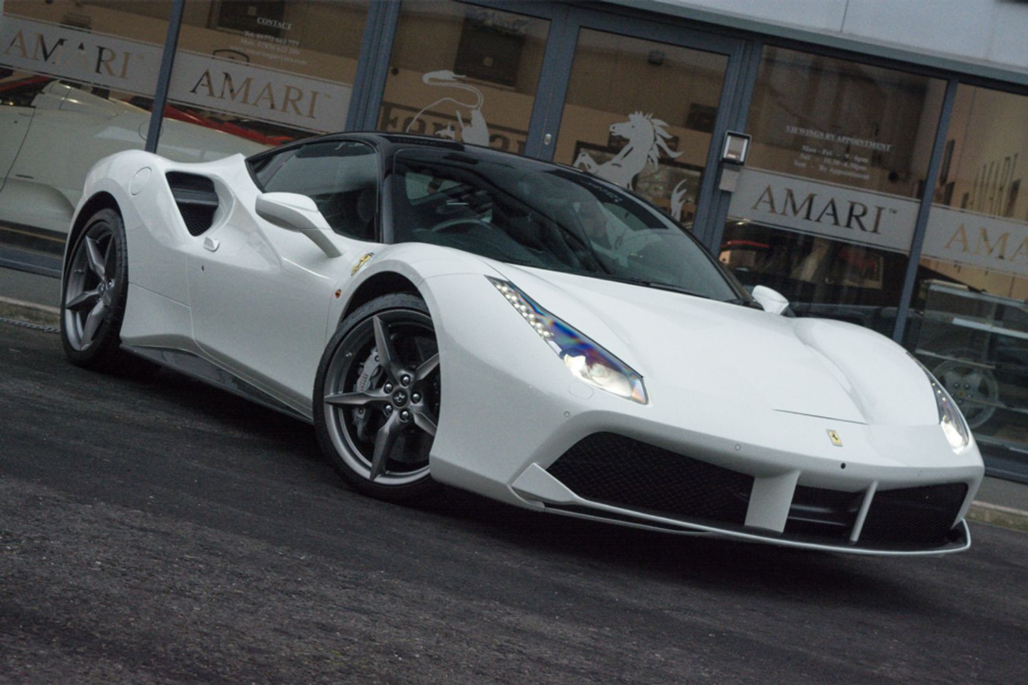 FERRARI 488 PETROL Coupe 3.9 GTB 2DR Semi Automatic