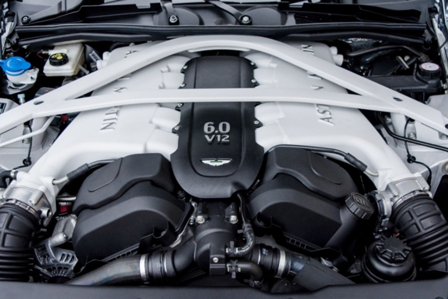 ASTON MARTIN RAPIDE HATCHBACK 5.9 S V12 5DR AUTOMATIC