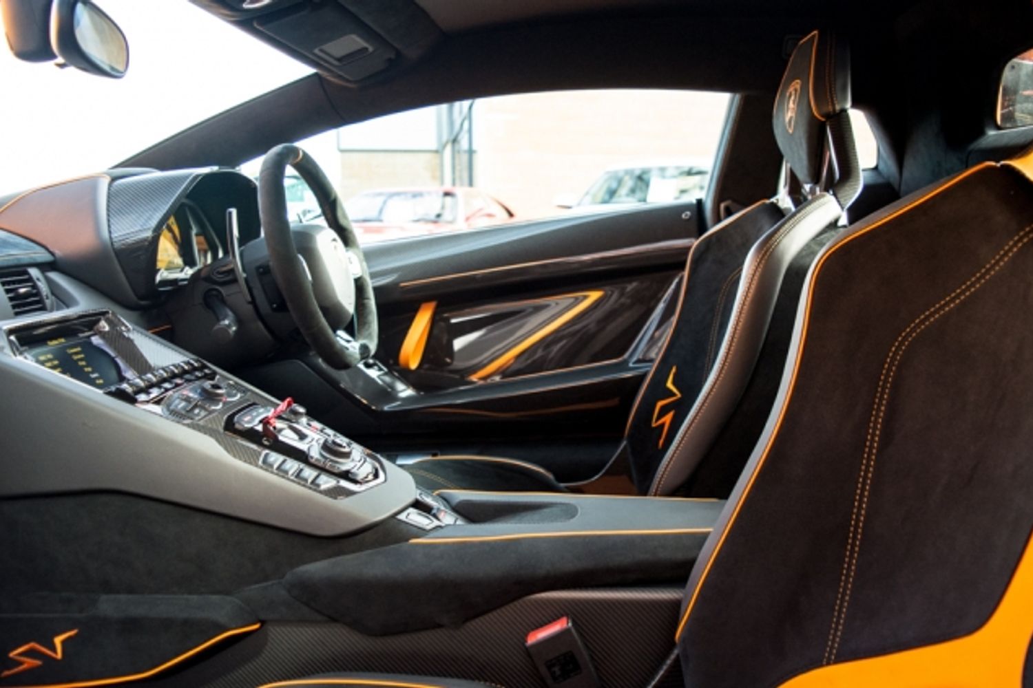 LAMBORGHINI AVENTADOR COUPE 6.5 LP 750-4 SUPERVELOCE 2DR SEMI AUTO