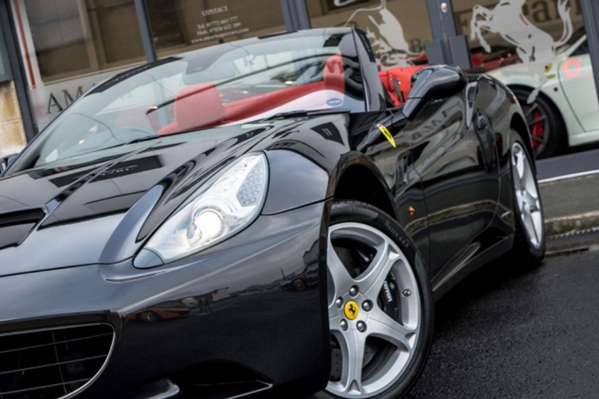 FERRARI CALIFORNIA PETROL Convertible 4.3 2 PLUS 2 2DR Semi Automatic