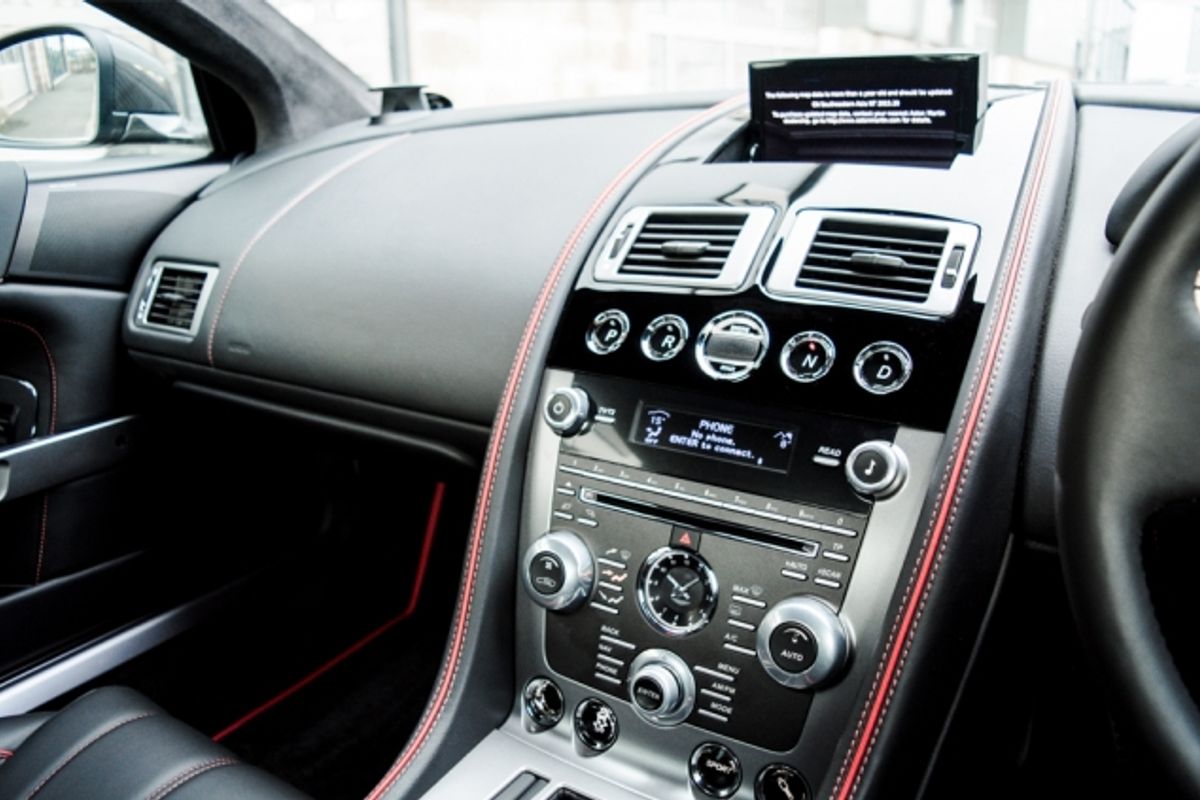 ASTON MARTIN DB9 COUPE 5.9 V12 2DR AUTOMATIC